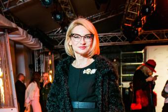 Bär detta omedelbart: rapport från Evelina Khromchenkos mästarklass Modetips från Evelina Khromchenko sommar