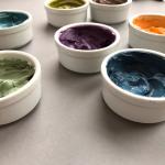 Wie man Mastix mit Lebensmittelfarbe einfärbt – Tipps und alle Möglichkeiten
